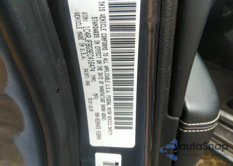 2014 Jeep Grand Cherokee Limited из США, поврежденный, VIN 1C4RJFBG9EC416474